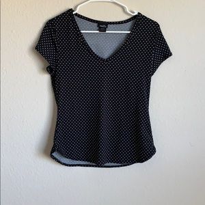 Cute and casual v-neck!